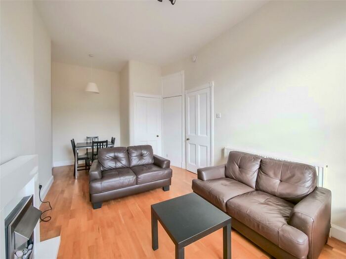 1 Bedroom Flat To Rent In Comely Bank Row, Edinburgh, EH4