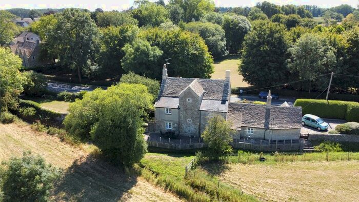 5 Bedroom House For Sale In London Road, Poulton, Cirencester, Gloucestershire, GL7