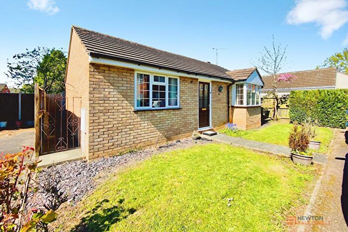 2 Bedroom Detached Bungalow For Sale In Longhurst Close, Rushey Mead, LE4