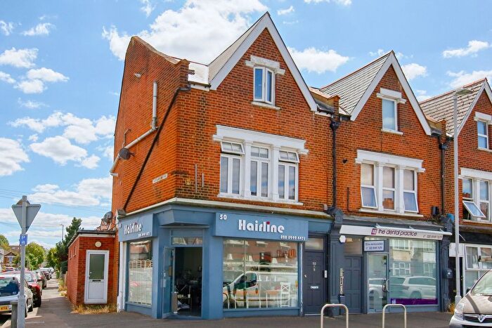 1 Bedroom Flat For Sale In Cambridge Road, New Malden, KT3