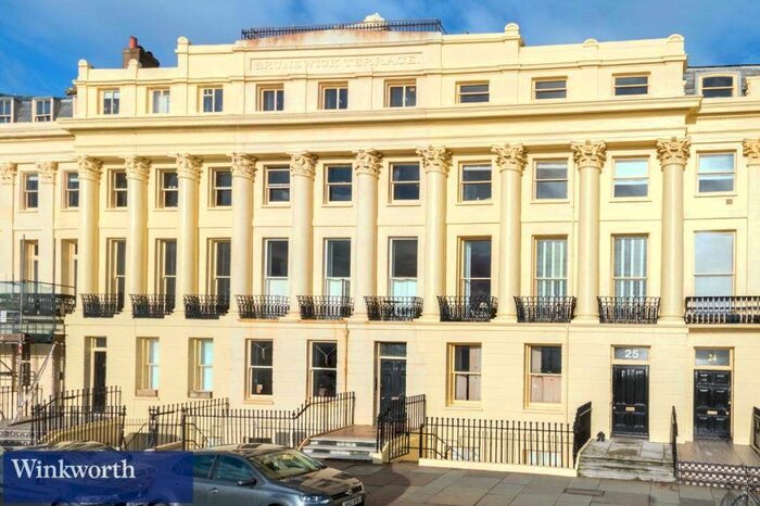 4 Bedroom Flat To Rent In Brunswick Terrace, Hove, East Sussex, BN3