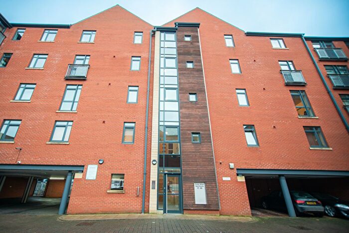 1 Bedroom Flat To Rent In High Street, Hull, HU1