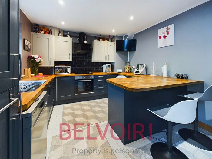 3 Bedroom Semi-Detached House To Rent In Newford Crescent, Milton, Stoke-on-Trent, ST2