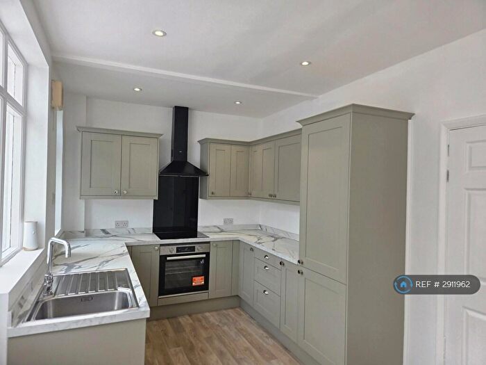 2 Bedroom Semi-Detached House To Rent In Norbett Road, Nottingham, NG5