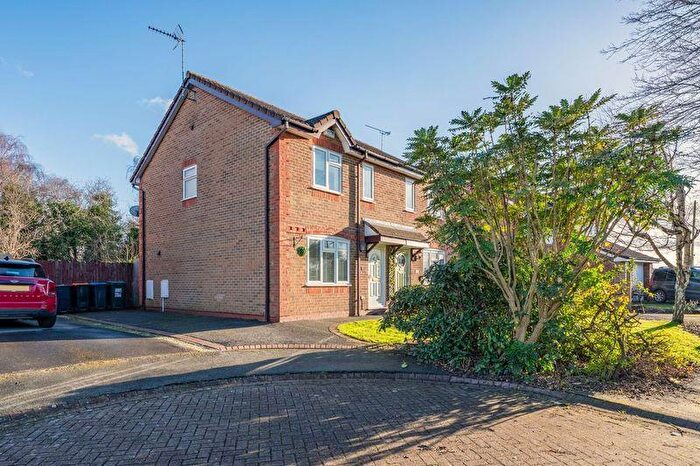 3 Bedroom Semi-Detached House For Sale In Thurston Road, Saltney, Chester, CH4