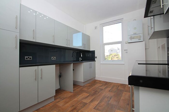 3 Bedroom Maisonette To Rent In Dorset Gardens, Brighton, BN2