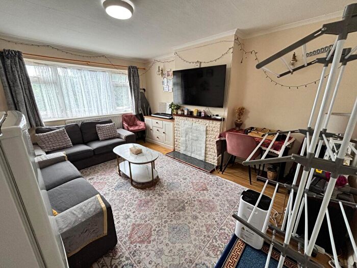2 Bedroom Flat To Rent In St Davids Close, Wembley, HA9