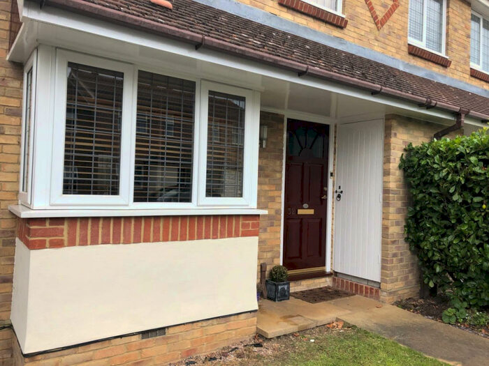 3 Bedroom Semi-Detached House To Rent In Carpenter Close, Billericay, Essex, CM12