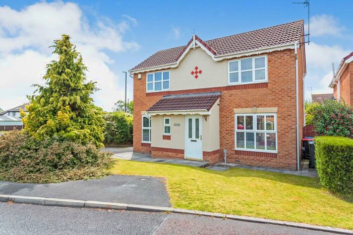 3 Bedroom House To Rent In Honey Moor Drive, FY5