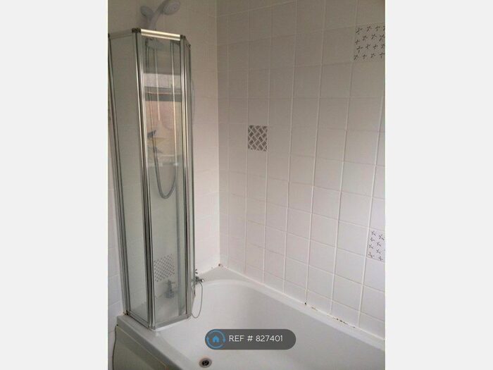 2 Bedroom Maisonette To Rent In Oxburgh Close, Eastleigh, SO50