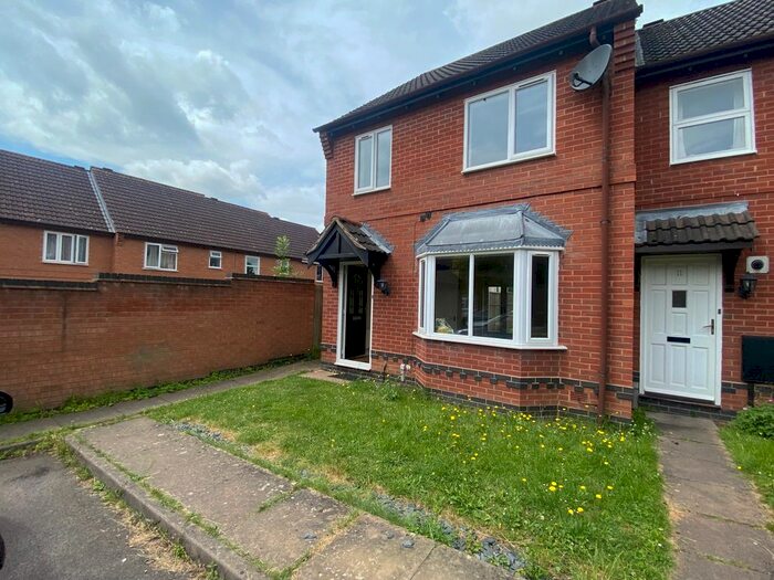3 Bedroom End Of Terrace House To Rent In Fox Drive, Worcester, WR5