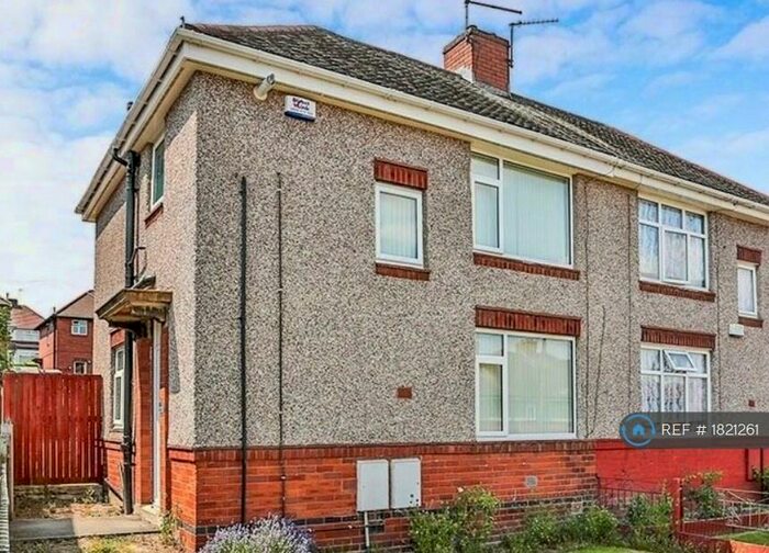 3 Bedroom Semi-Detached House To Rent In Fishponds Road West, Sheffield, S13