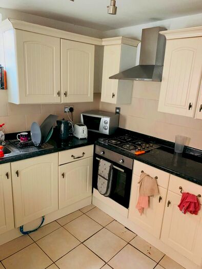 2 Bedroom Flat To Rent In Flat, Trinity House, - Leam Terrace, Leamington Spa, CV31
