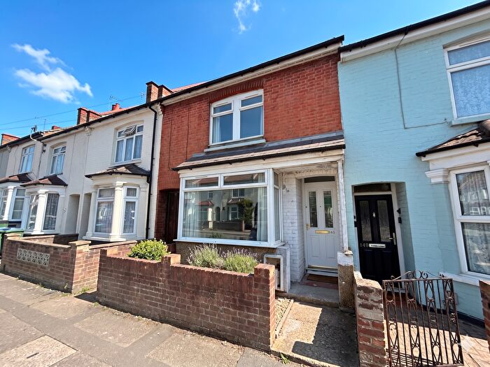 3 Bedroom Terraced House To Rent In Whippendell Road, Watford, WD18