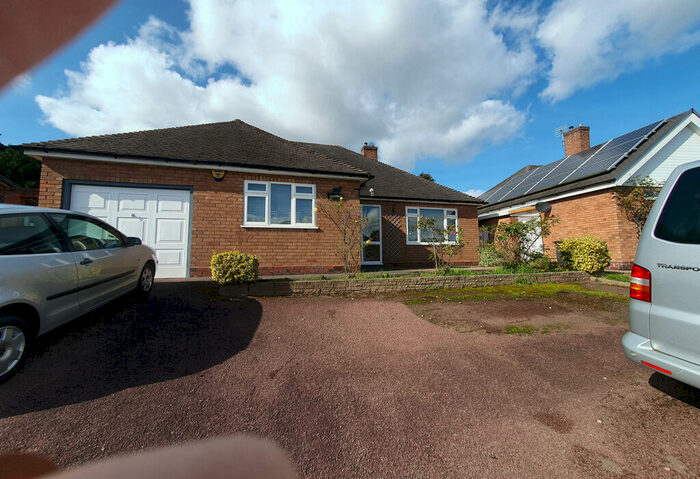3 Bedroom Detached Bungalow To Rent In Morven Road, Sutton Coldfield, B73