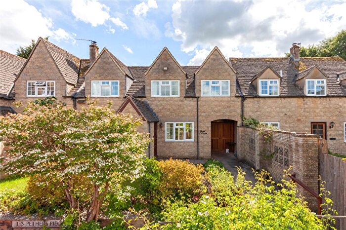 4 Bedroom Terraced House For Sale In Burford, Oxfordshire, OX18