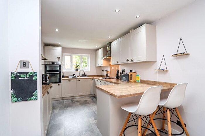 3 Bedroom Terraced House For Sale In Elgar Close, Clevedon, BS21
