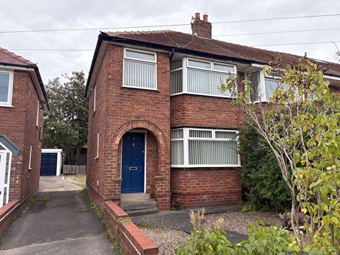 3 Bedroom Semi-Detached House To Rent In Birch Way, Poulton-Le-Fylde, FY6