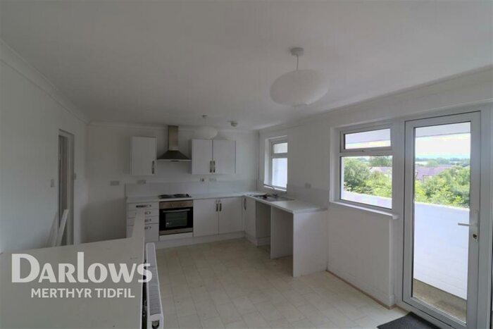 3 Bedroom Terraced House To Rent In Francis Terrace, Pant, CF48