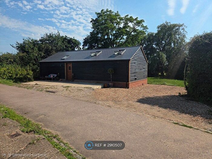 2 Bedroom Bungalow To Rent In Bottle Lane, Ongar, CM5