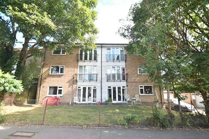 2 Bedroom Apartment To Rent In One Tree Place, Station Road, Amersham, Buckinghamshire, HP6