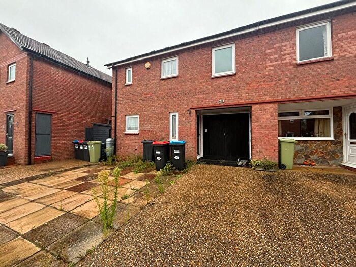 3 Bedroom Property To Rent In Cavenham, Two Mile Ash, Milton Keynes, MK8