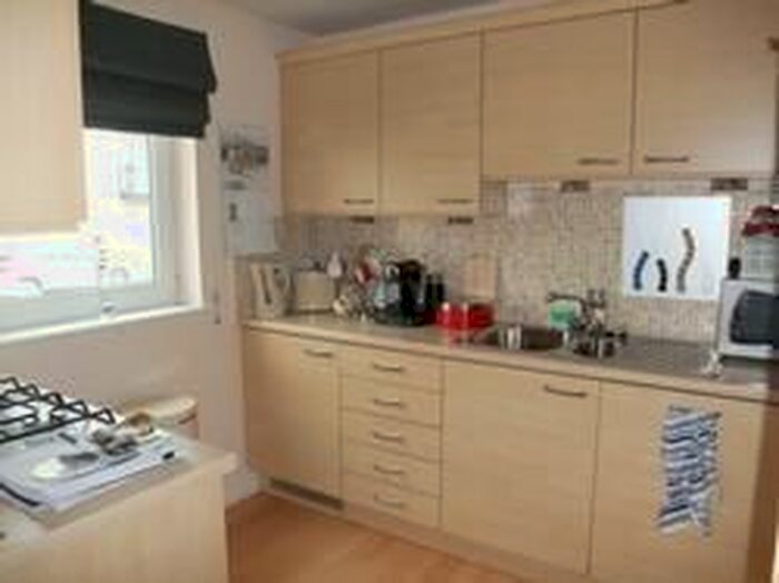 2 Bedroom Flat To Rent In Slateford Road, Slateford, Edinburgh, EH14