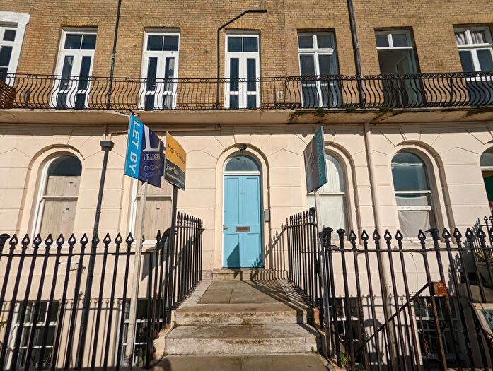 Studio To Rent In Sea Front, Hayling Island, PO11