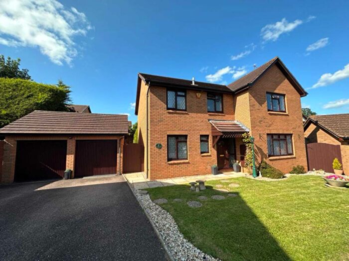4 Bedroom Detached House For Sale In Hereford Close, Exmouth, EX8