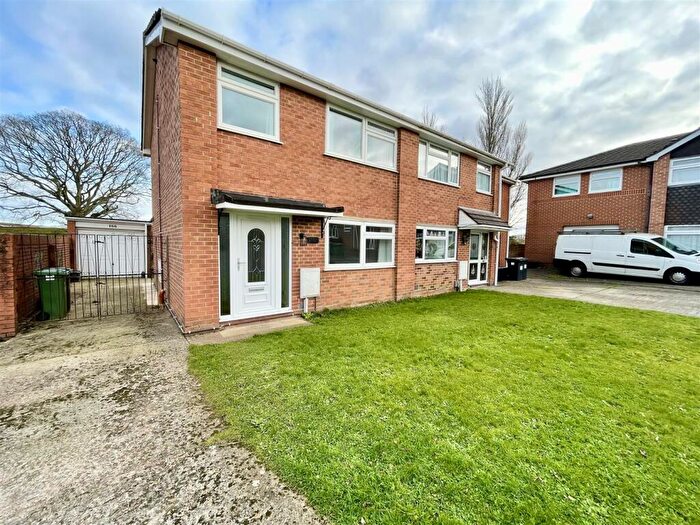 3 Bedroom House To Rent In Cranbourne Park, Hedge End, Southampton, SO30