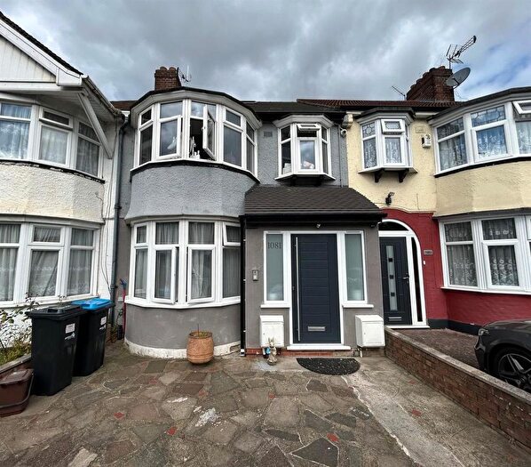 2 Bedroom Flat To Rent In Great Cambridge Road, Enfield, EN1