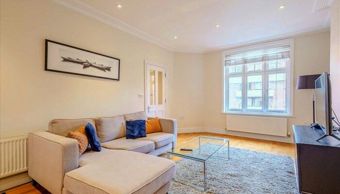 1 Bedroom Flat To Rent In Hamlet Gardens, Ravenscroft Park, Hammersmith, London, W6