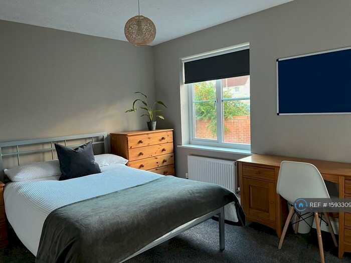 6 Bedroom Detached House To Rent In Caddow Road, Norwich, NR5