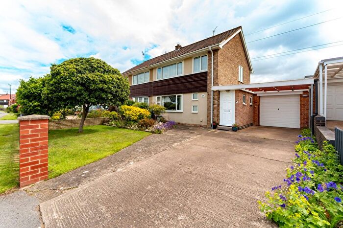 3 Bedroom Semi-Detached House For Sale In Bramley Garth, York, YO31