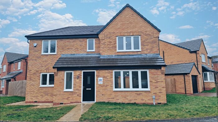 4 Bedroom Detached House For Sale In Church Farm Road, Ripley, Derbyshire, DE5