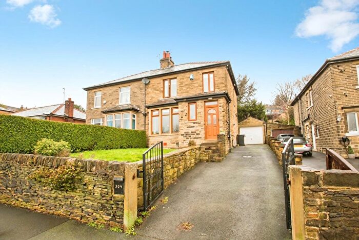 3 Bedroom Semi Detached House For Sale In Saddleworth Road, Greetland, HX4