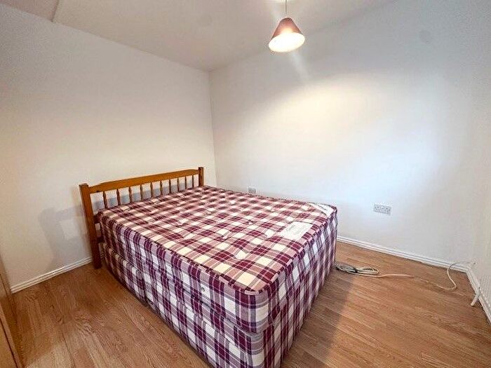 Studio To Rent In Springfield Mount, Colindale, NW9