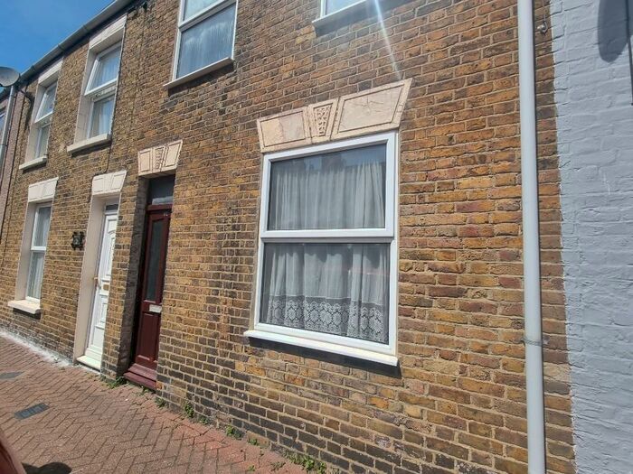 2 Bedroom Terraced House To Rent In James Street, Sheerness, Kent, ME12