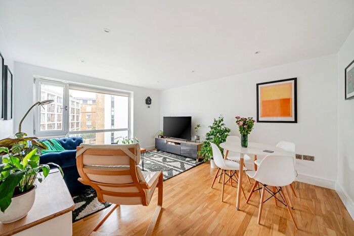 1 Bedroom Flat For Sale In Liberty Street, Stockwell, London, SW9