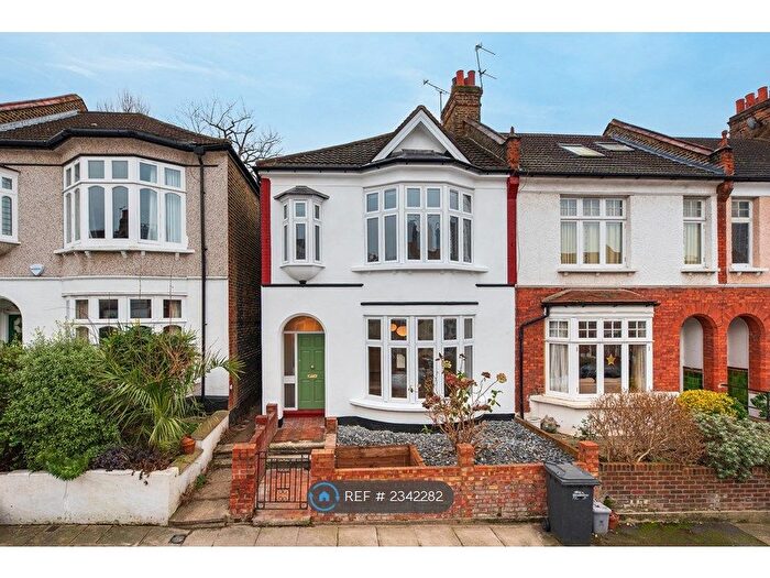 4 Bedroom End Of Terrace House To Rent In Boyne Rd, Blackheath, London, SE13