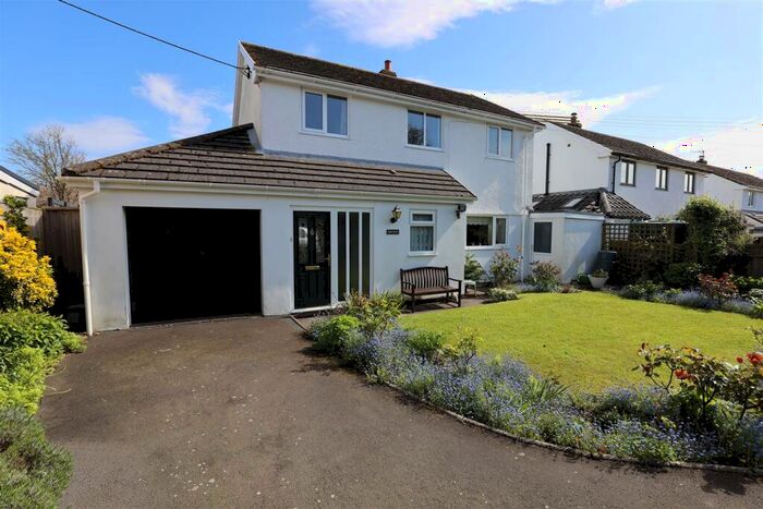 3 Bedroom Link Detached House For Sale In St. Mary Church, Nr Cowbridge, Vale Of Glamorgan, CF71