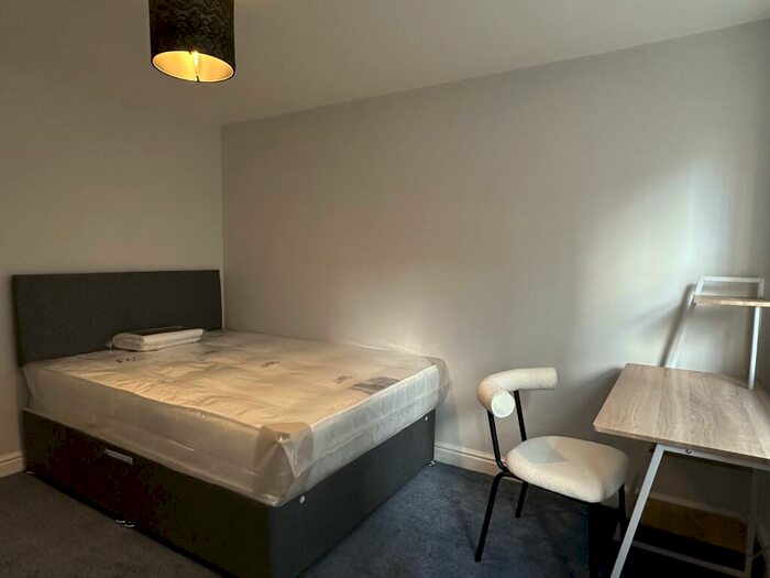 2 Bedroom Flat To Rent In Friars Mews Wesleyan Court, Lincoln, LN2