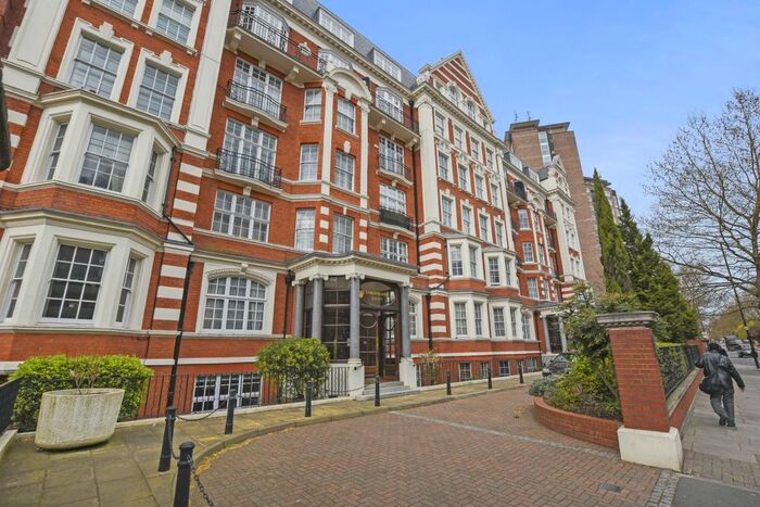 2 Bedroom Flat To Rent In Maida Vale, London, W9
