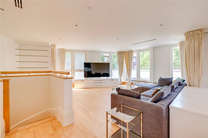 4 Bedroom Flat To Rent In Belgravia Mansions, Holbein Place, SW1W
