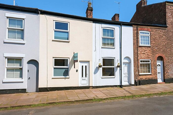2 Bedroom Terraced House To Rent In Peel Street, Macclesfield, SK11