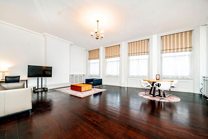 2 Bedroom Flat To Rent In Crutched Friars, Fenchurch Street, EC3N