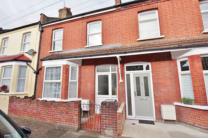 3 Bedroom Terraced House To Rent In Aylett Road, Isleworth, TW7