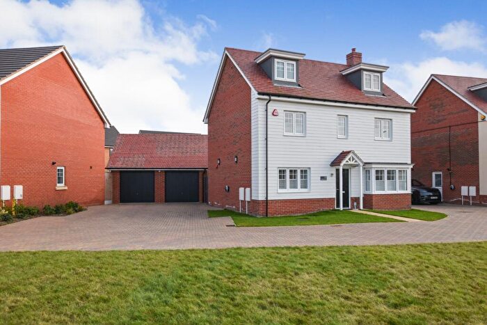 5 Bedroom Detached House For Sale In Gifford Close, Maldon, Essex, CM9