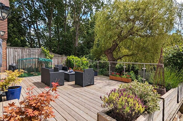 3 Bedroom Semi-Detached House For Sale In Water Lane, Angmering, West Sussex, BN16