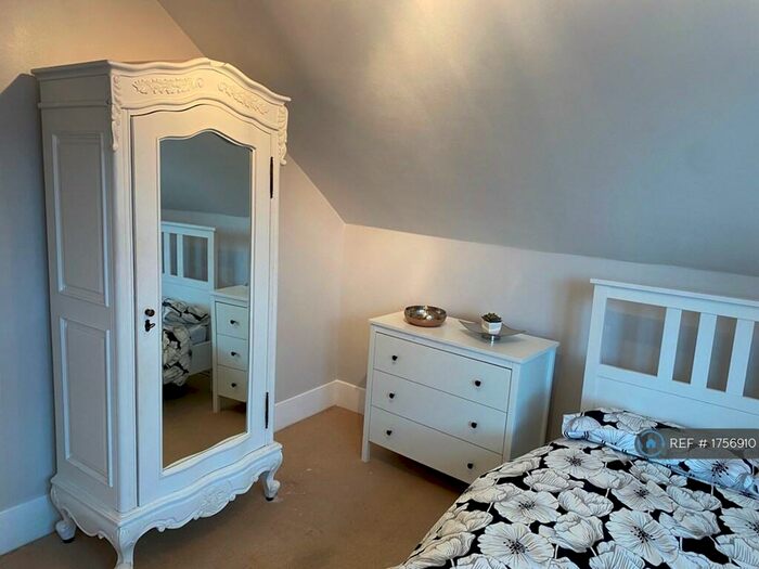 Studio To Rent In Howden Road, Crystal Palace, SE25